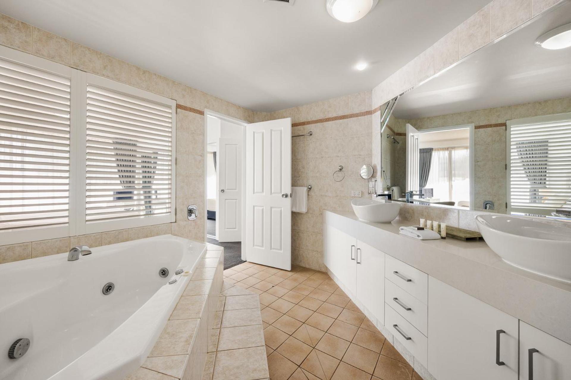 Holiday Holiday Sun City Apartments Gold Coast Room photo